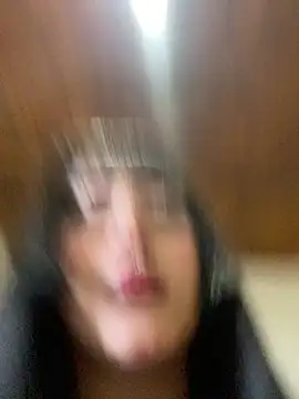 sara_winehouse1's Live XXX Chat