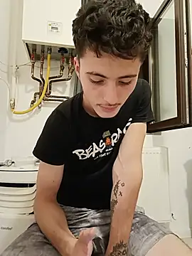 denysio89 live XXX chat