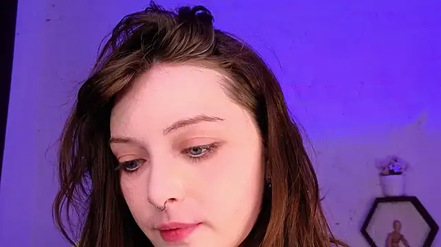 צ'אט XXX בשידור חי של NicoleKashmir