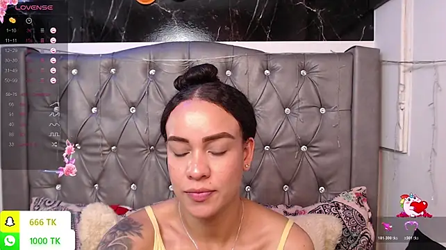 LAILAGUMMY's Live XXX Chat