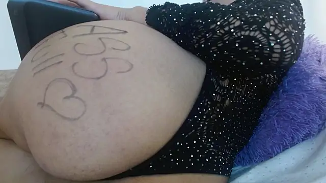 Živý XXX chat MIA_NASTY_DIRTY1