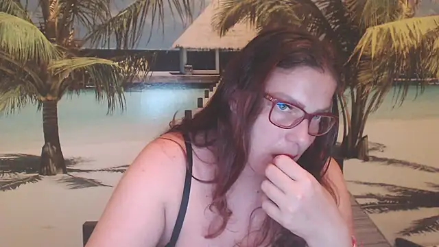 Queen__Natasha's Live XXX Chat