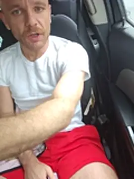 הופעת וובקאם של FrankieFuckMeXX