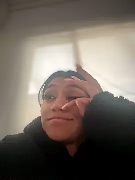 Chatroom XXX en direct de Nicolle_Quiintero