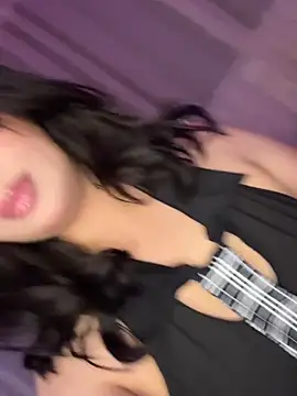 Chat +18 de Mouuna_2002 ao vivo