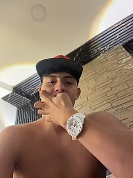 Lander_Cruz Live XXX-chat