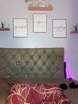 StarLovee – webcam-show