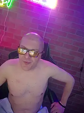chronic_vibez Show in webcam