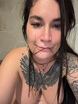 TattooGirlAlia Webcam-Show