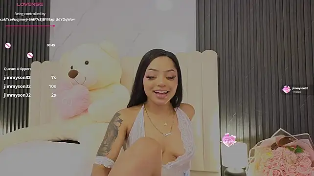 Madiee_RheaのライブXXXチャット