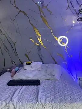 Violetamoon669 XXX чат на живо