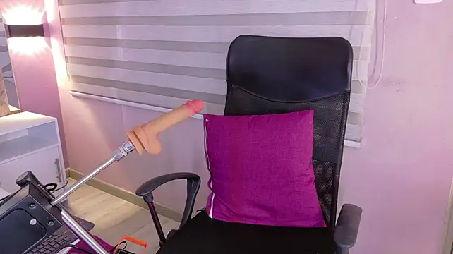 AmmyJones_'s Live XXX Chat