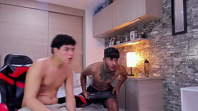 הופעת וובקאם של TheimperialBoys77