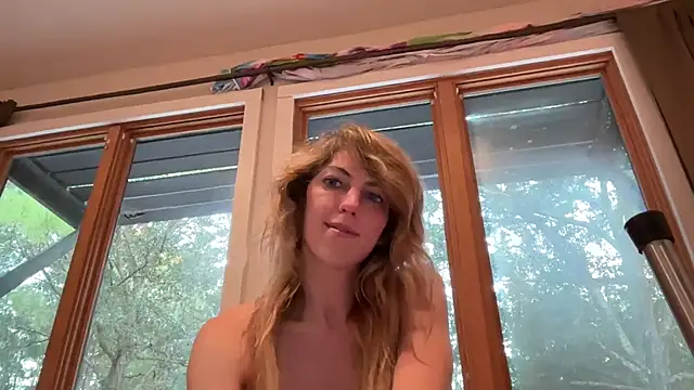 CelestialRuby XXX чат на живо
