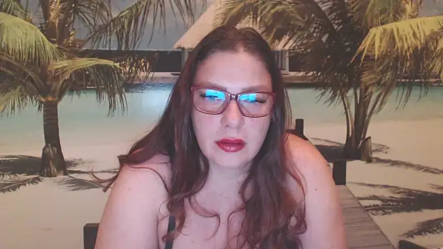 Queen__Natasha 即時 XXX 聊天