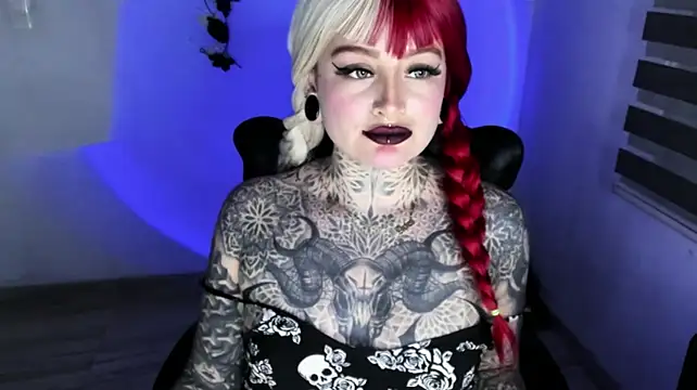 Chat +18 de Anaii_Gomez ao vivo