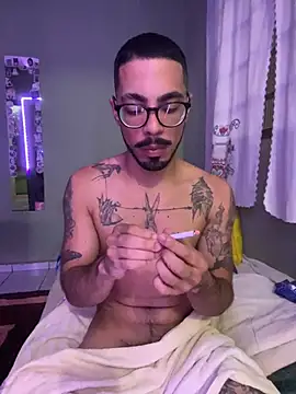 Caioferr webcam show