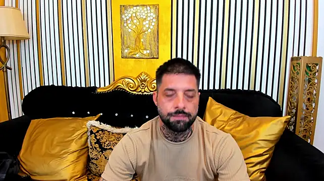 TommyDum Chat XXX live