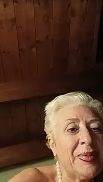 divinaerotica Chat XXX in diretta