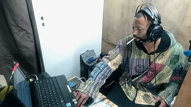 Camodickn Live XXX chat