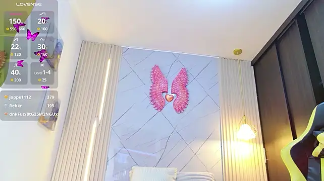 Sara_swift9 Chat XXX live