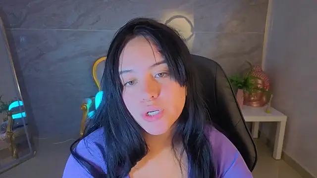 צ'אט XXX בשידור חי של sarita_09_s