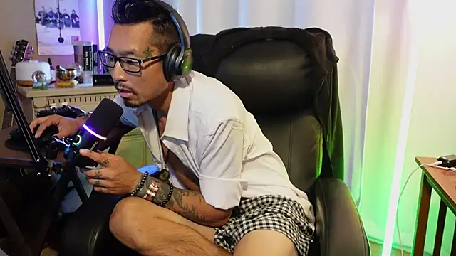 Chat XXX en directo de Ghost11_11