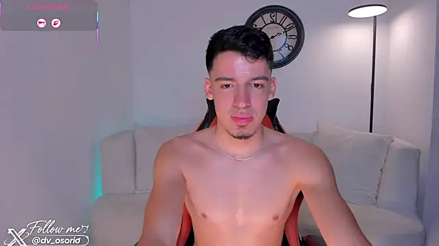 Czat XXX na żywo – david_osoriox