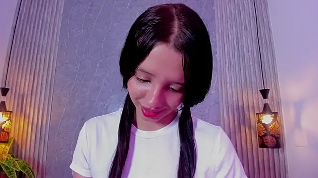 دردشة Little_Melody الجنسية المباشرة