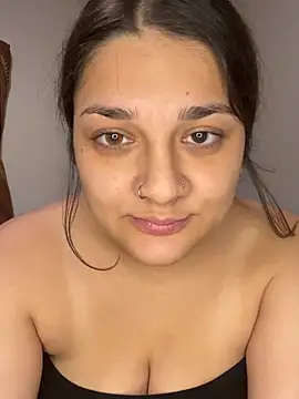 treasurebabii Chat XXX in diretta