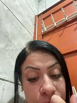 Chat +18 de belababyy ao vivo