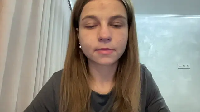 Chat +18 de HwaTrippel ao vivo