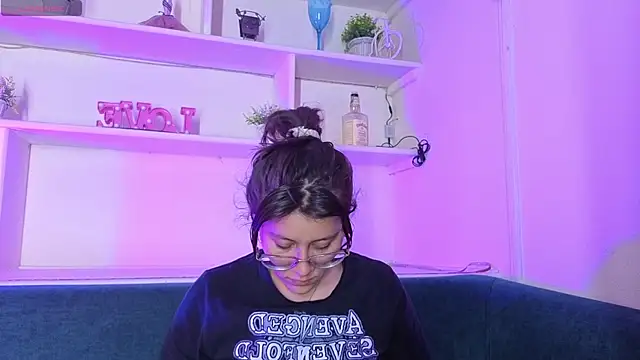 Darkness_jones_ Adlı Modelin Canlı XXX Sohbeti