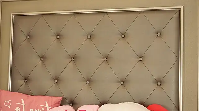 LeilaBie's Live XXX Chat