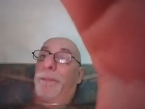 Toby2712 élő XXX-chatje