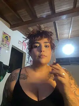 name_less_lulu's Live XXX Chat