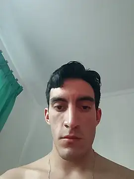 TommyMomentum's Live XXX Chat
