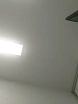 Pokazy przed kamerką – DanySenpai