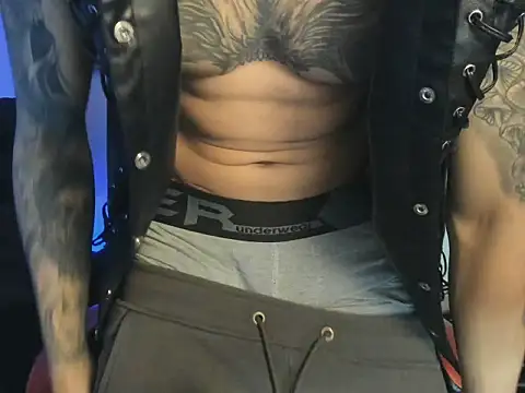 Masterdave7 Live XXX-Chat