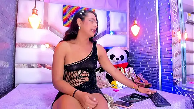 EmmyTornern Live XXX chat