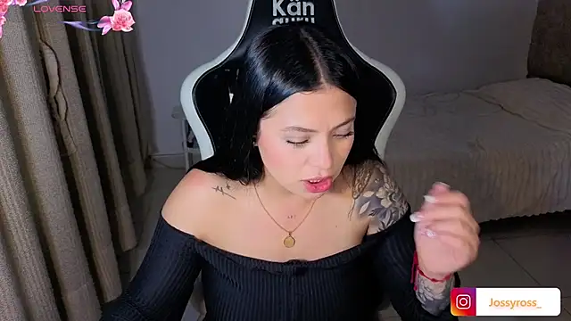 Chat XXX en directo de Victoryyy_