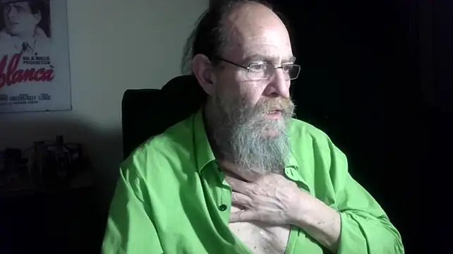 Chat +18 de Uncle_Hottie ao vivo