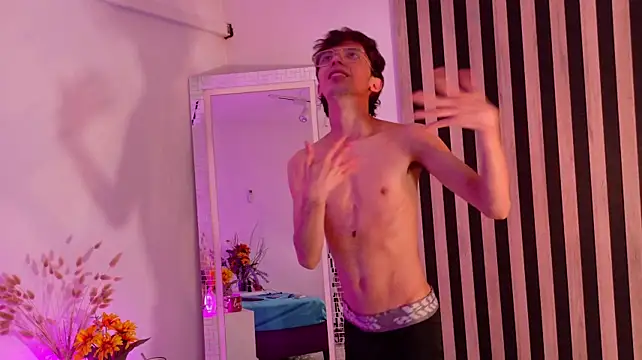 แชท XXX สดของ Twink_Sebas7