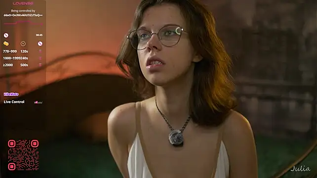 Xonalenei élő XXX-chatje
