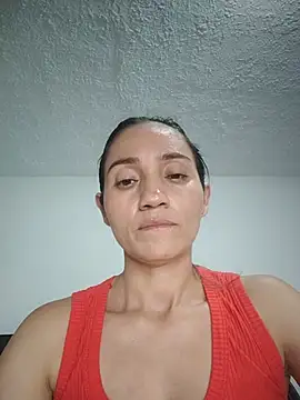 isaa- Live XXX-Chat