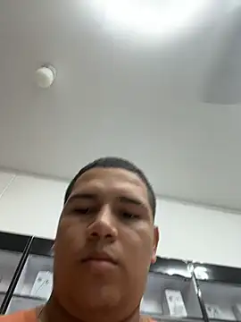 Patricio_02 Chat XXX in diretta