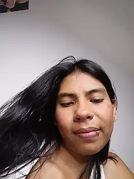 ControlMySquirt_'s Live XXX Chat