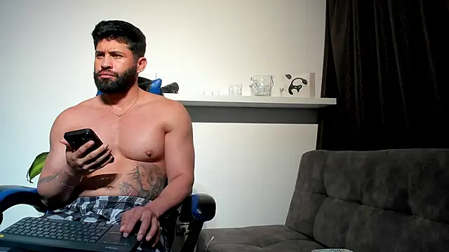 Chat XXX ao vivo de RikyAaron