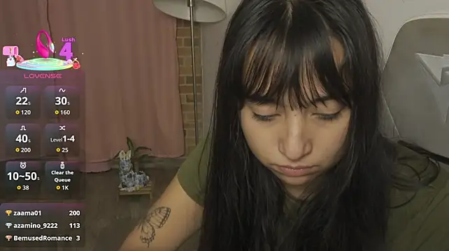 EmmitaGarcia's Live XXX Chat