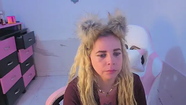 HannaBrave's Live XXX Chat